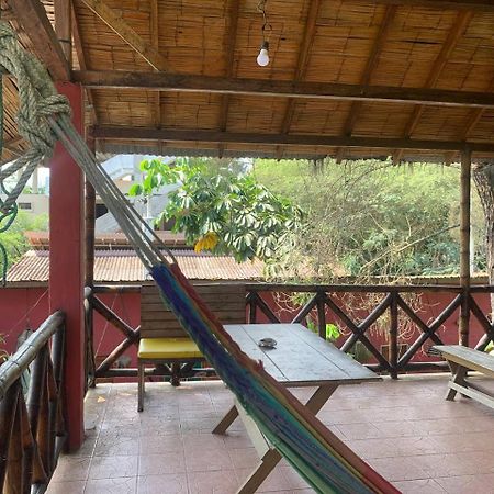 Hostal Mamacucha Монтаньита Экстерьер фото