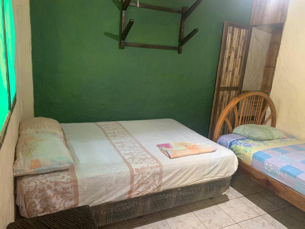 Hostal Mamacucha Монтаньита Экстерьер фото